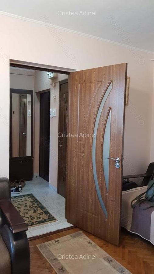 Apartament de vanzare 2 camere, Tiglina 2 - 1