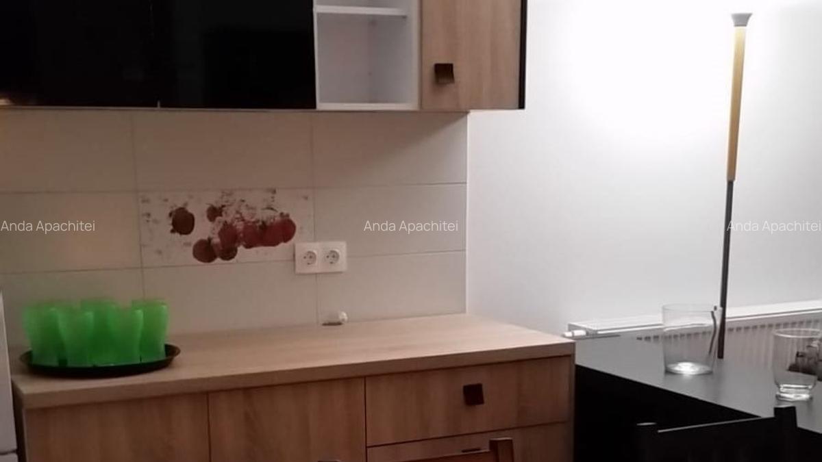 Apartament 3 camere, zona Tractorul - 3