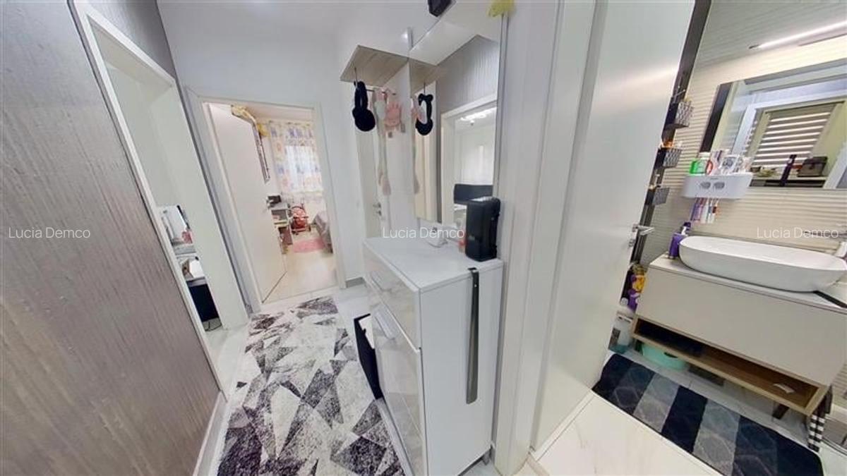 TUR 3D! Decomandat, mobilat, accesorizat, balcon,spatii depozitare,loc parcare, - 4