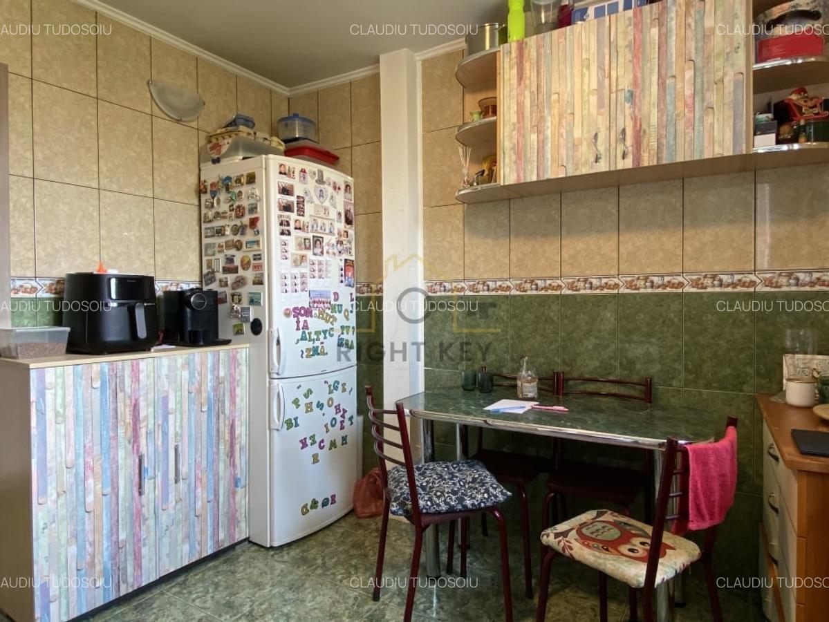 Apartament cu 3 camere semidecomandat, mobilat în Ștefan cel Mare - 10