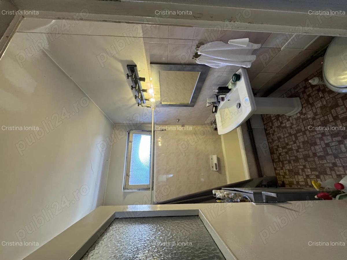 Apartament 3 camere ultracentral langa Liceul Ghe.Lazar - 9 Apartament 3 camere ultracentral langa Liceul Ghe.Lazar - 9