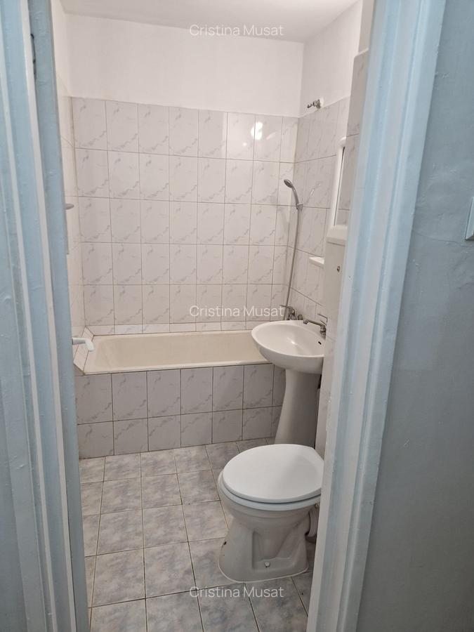 Garsoniera Dristor metrou in fata blocului - 4