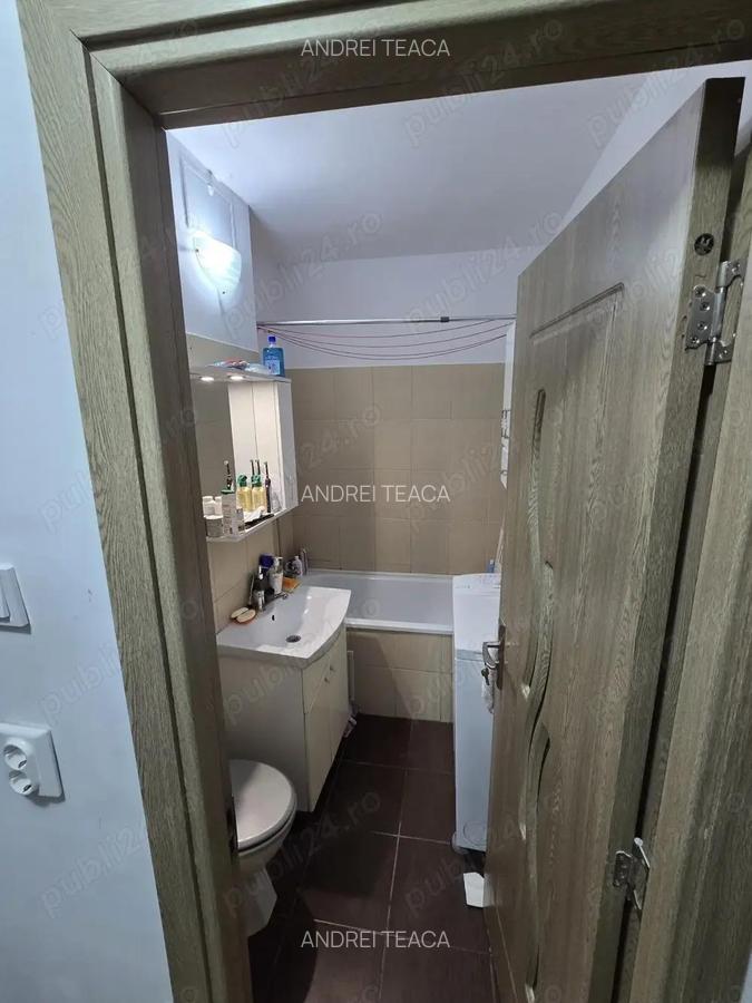 Garsoniera renovata, la parter, zona Piata Astra - 5