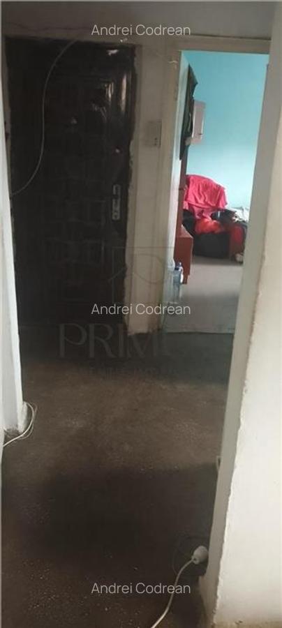 Lipovei - 2 Camere - Decomandat - Centrala termica proprie - Etaj intermediar - - 5