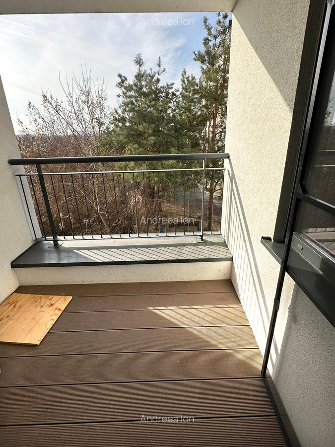 Apartament cu 3 camere decomandat, mobilat în Băneasa - 15