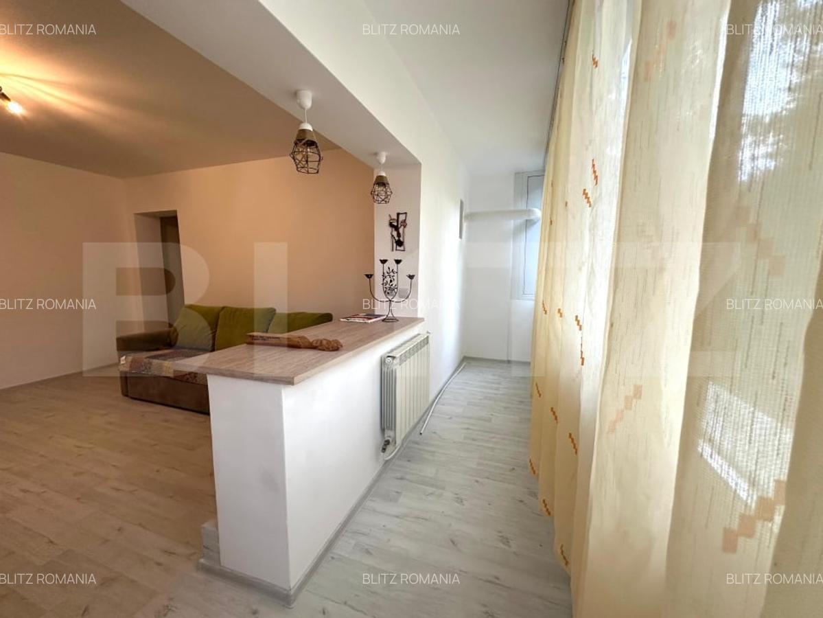 Apartament de vanzare 3 camere, 80 mp - zona Cetate - 2
