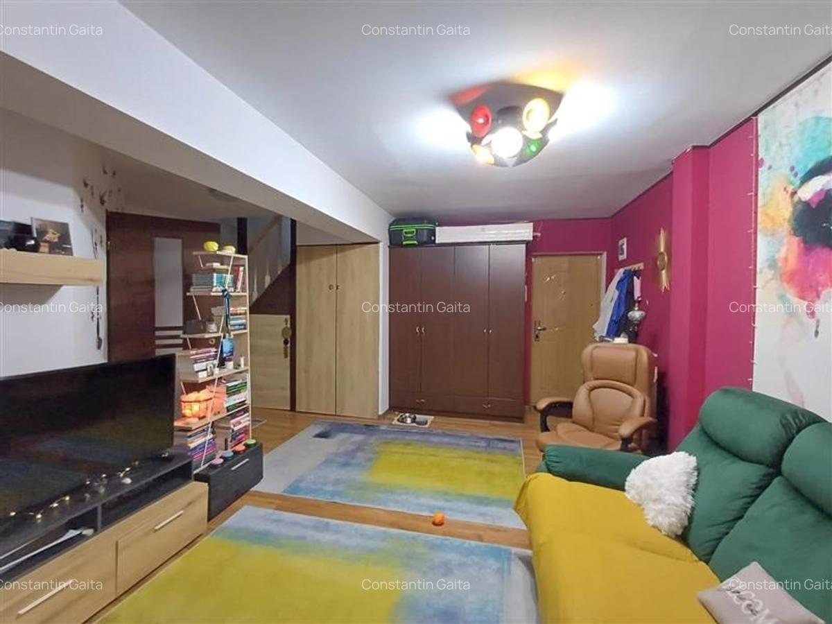 2 camere la mansarda - Str. Frumusani - Oltenitei - 3