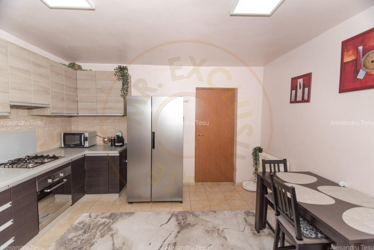 Casa spatioasa cu 6 camere si teren generos - Stefanesti - 3