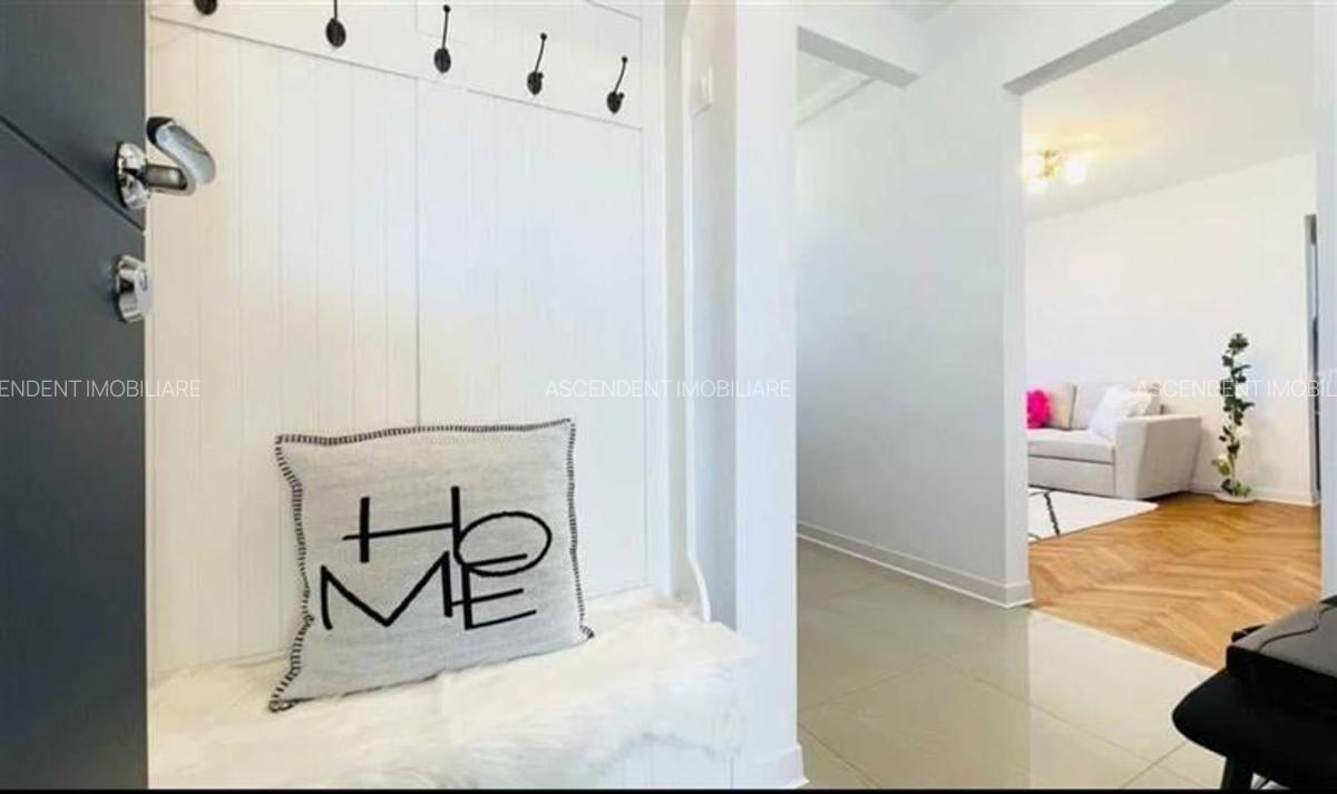 Apartament cu 2 camere decomandat în Florilor - 4