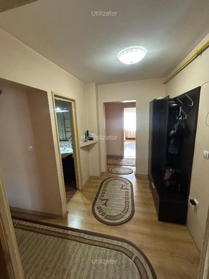 Apartament de vânzare, 4 camere, Râmnicu Vâlcea - 10