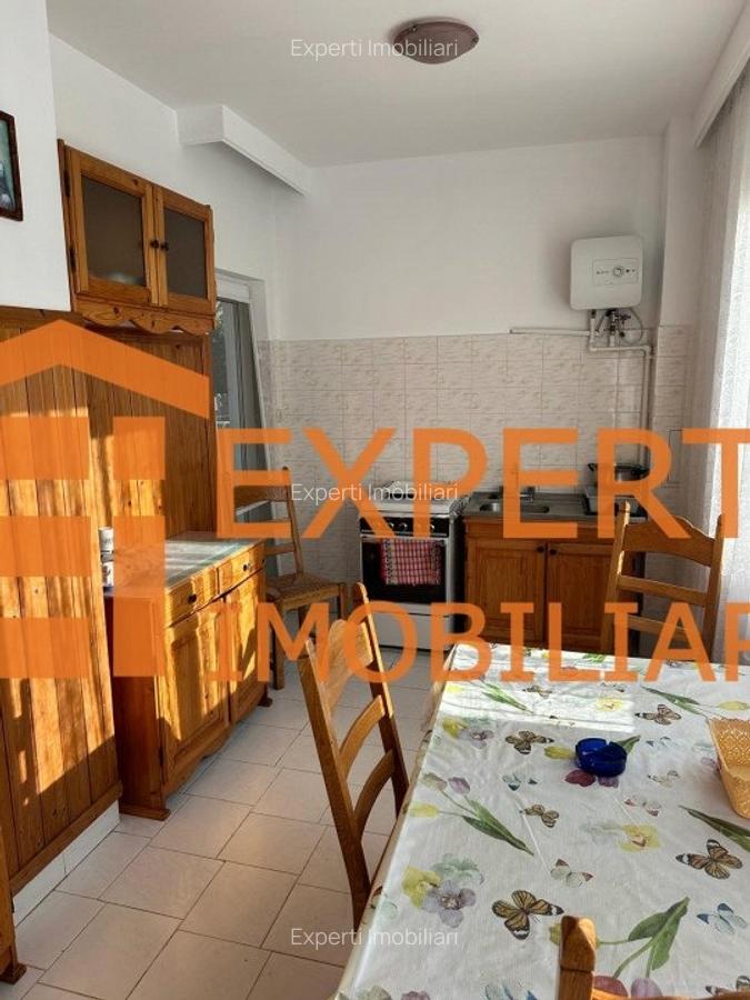 Casa compusa din 7 camere situata in zona EFORIE NORD - CENTRU - 3