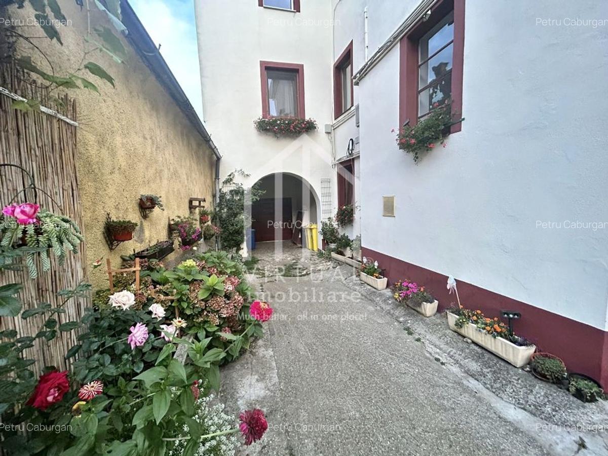 Apartament la casa cu 4 camere, decomandat,pivnita |zona Ultracentrala - 2