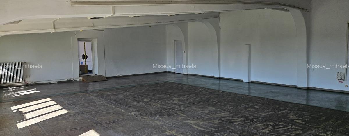 Open space   ideal  sala  de cursuri, sport, dans,  fitness  etc/ 74  sau 117 MP - 4