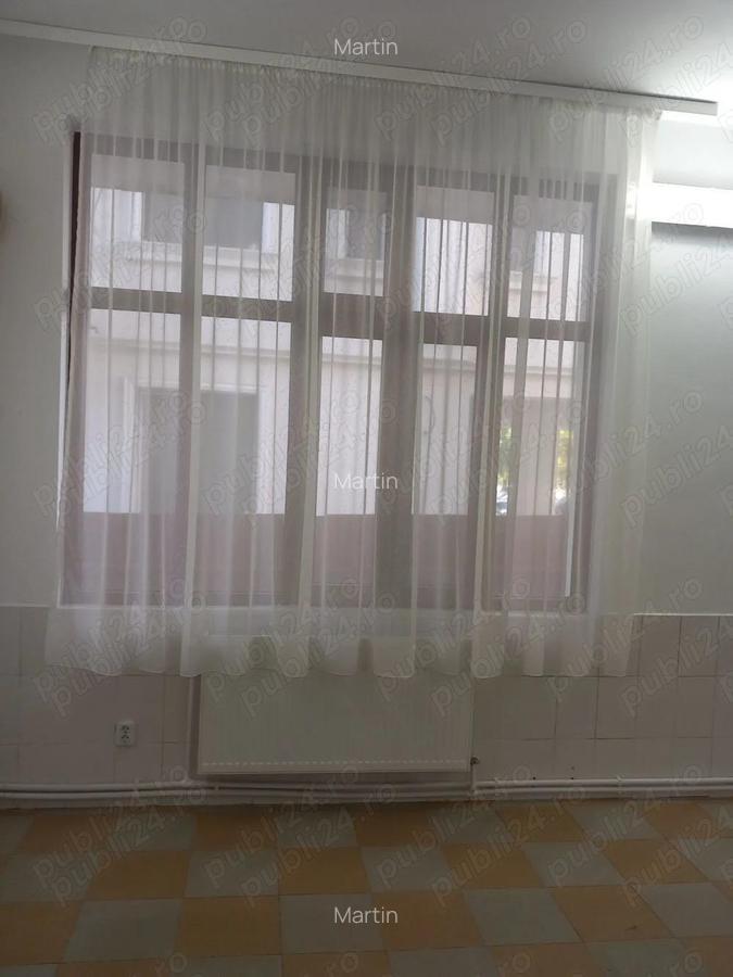 Spatiu comercial - 1 Spatiu comercial - 1