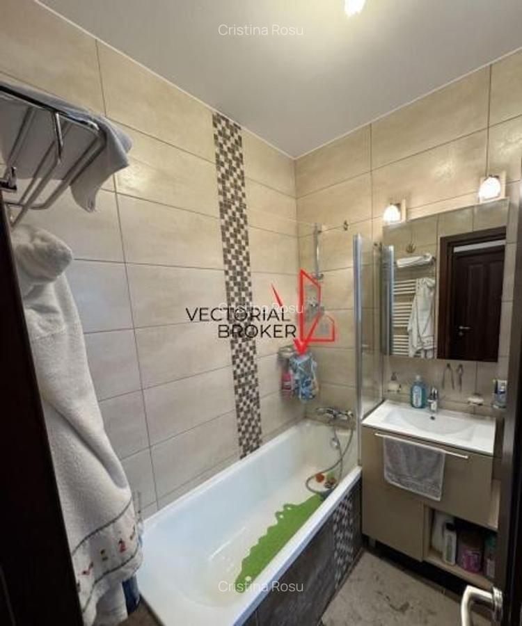 3 Camere Decebal, Bloc Nou - 12