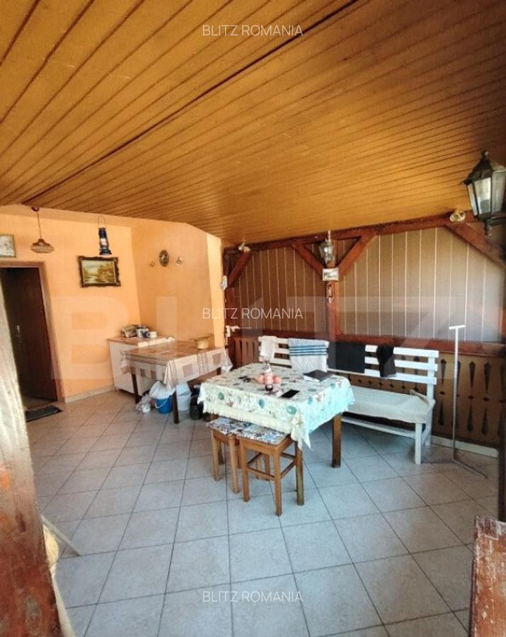 Casa tradi?ionala cu 3 camere, teren mare ?i gradina i - 14