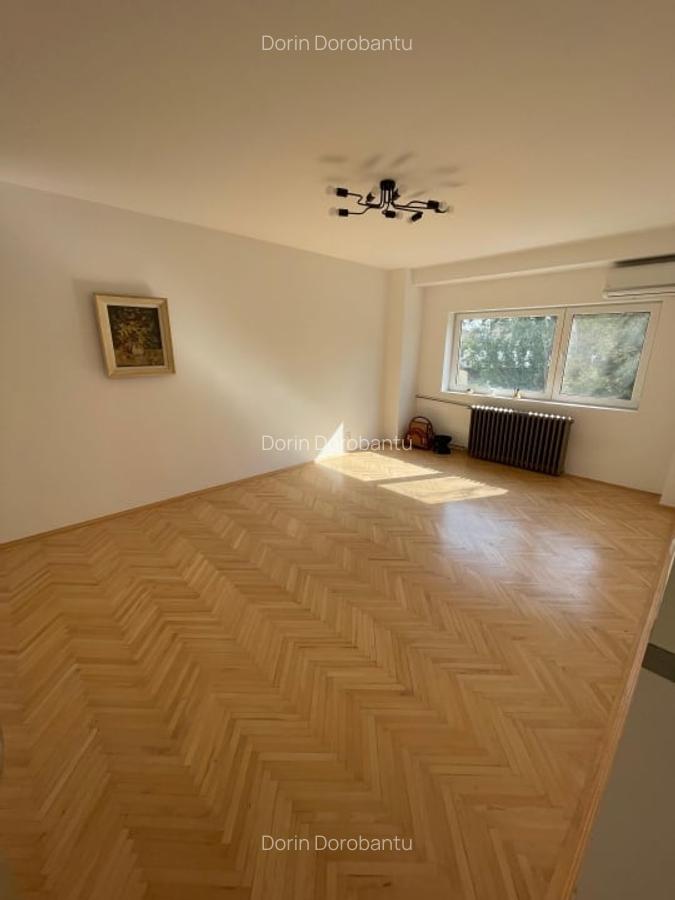 Apartament-4-camere-PALATUL-PARLAMENTULUI - 1