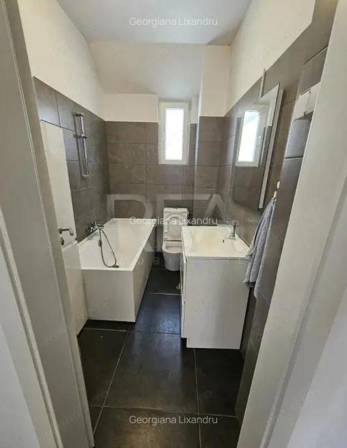 3 Camere, Vis-a-vis de Universitatea Na?ionala de Muzica - 5