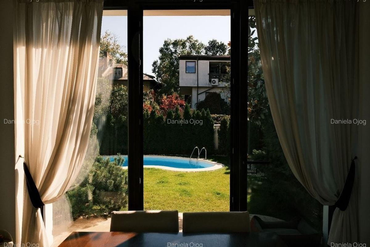 VILA ARCUL DE TRIUMF - 9