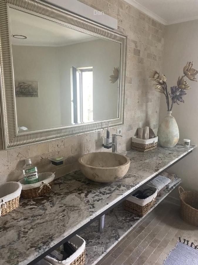 Casă de vânzare Câmpina (Muscel) - 10