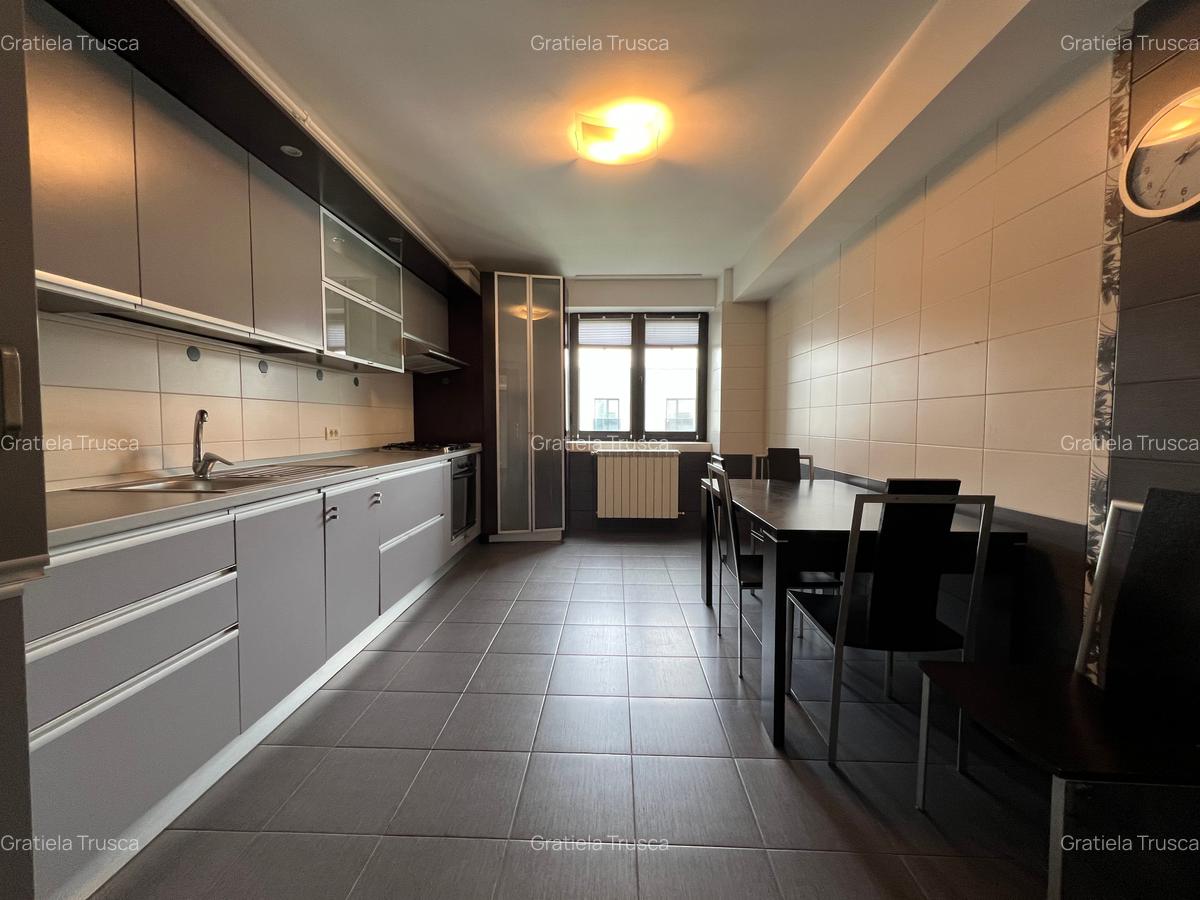 Inchiriere apartament 6 camere Iancu Nicolae - 12