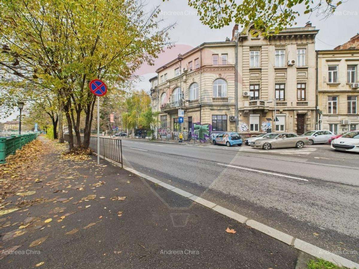 De vanzare | Apartament 5 camere | Calea Victoriei - Barou - 1