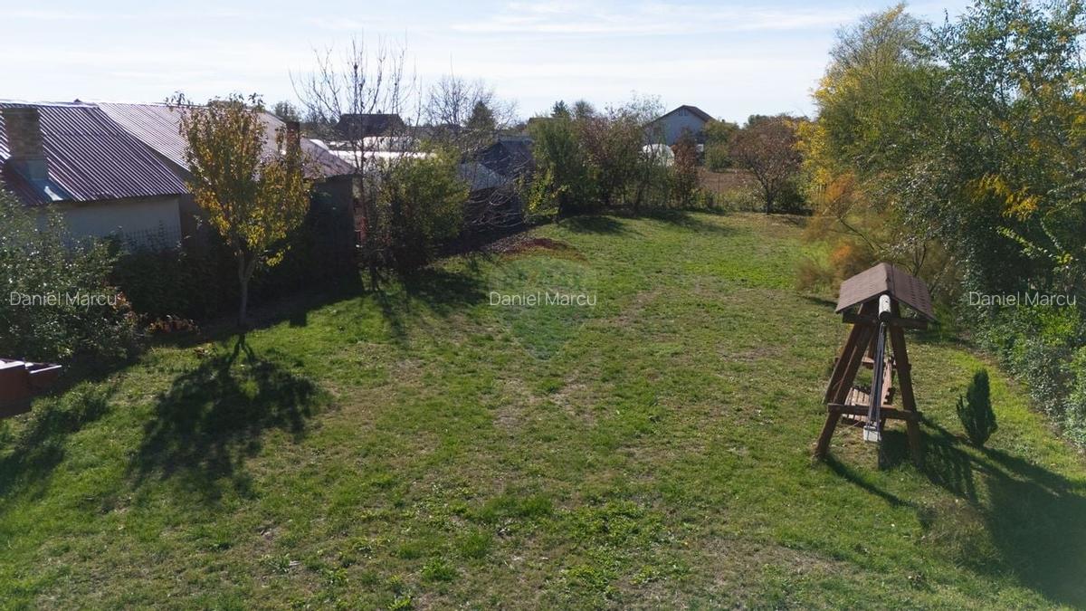 Casa / Vila de Vanzare - 3