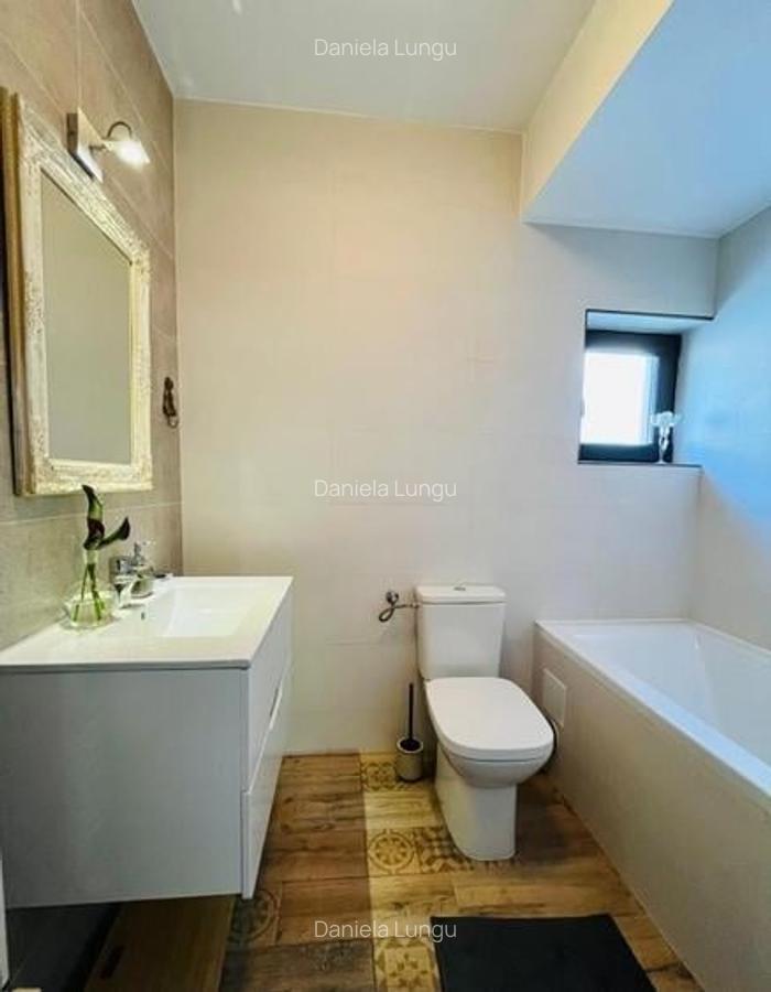 Rezidenta pe linie eleganta, living 25 mp,semineu,panouri fotovoltaice 3KW, cent - 10