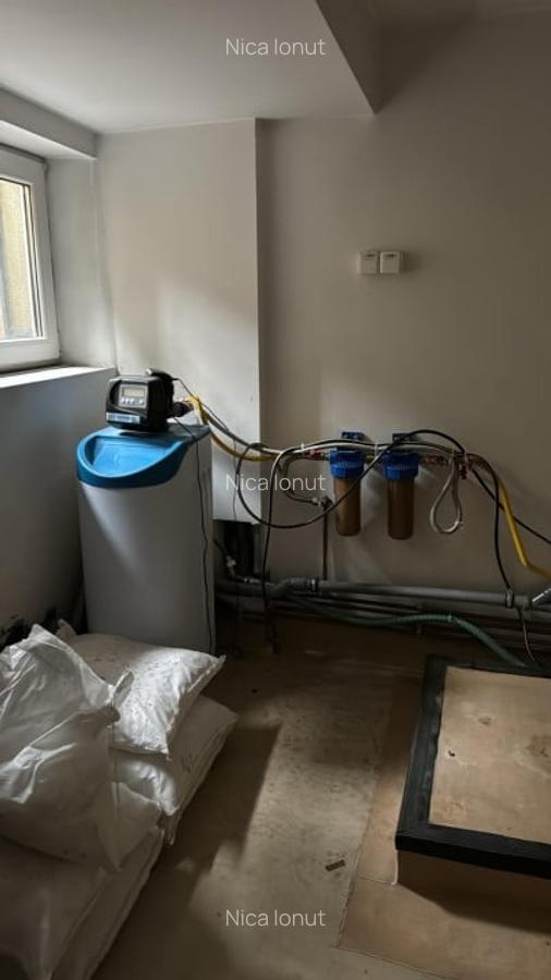 Spatiu comercial pe 2 nivele 700mp cu 20 incaperi si 10 bai pretabil clinica - 19