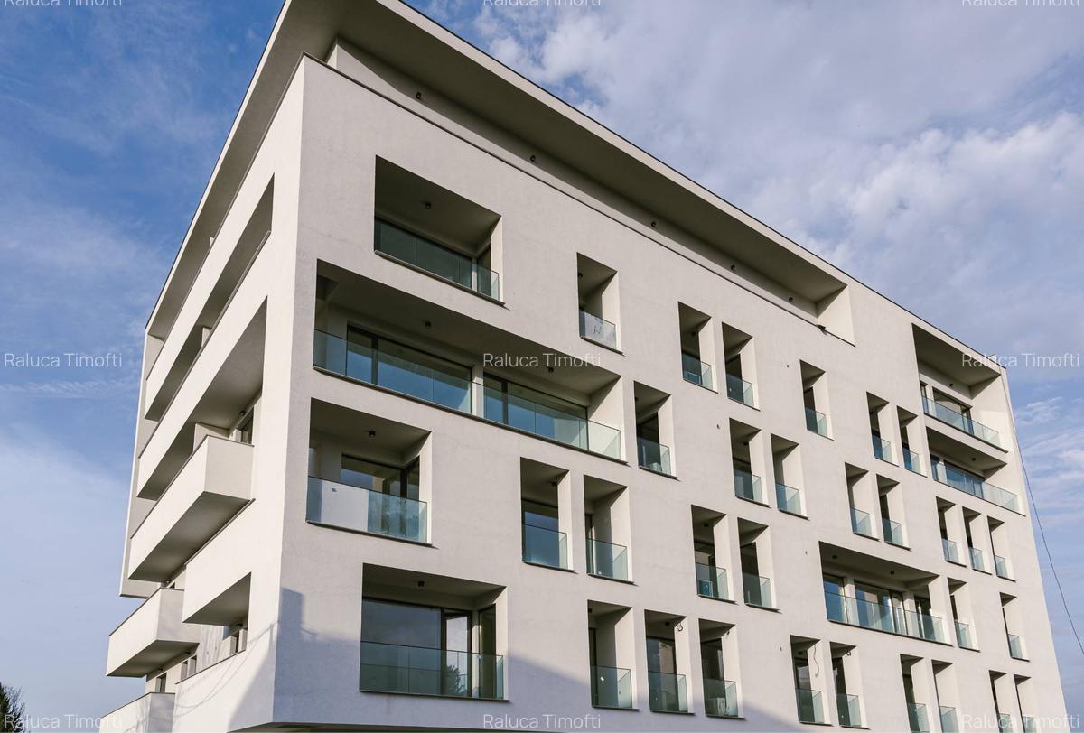 Apartament cu 3 camere decomandat în Băneasa - 13