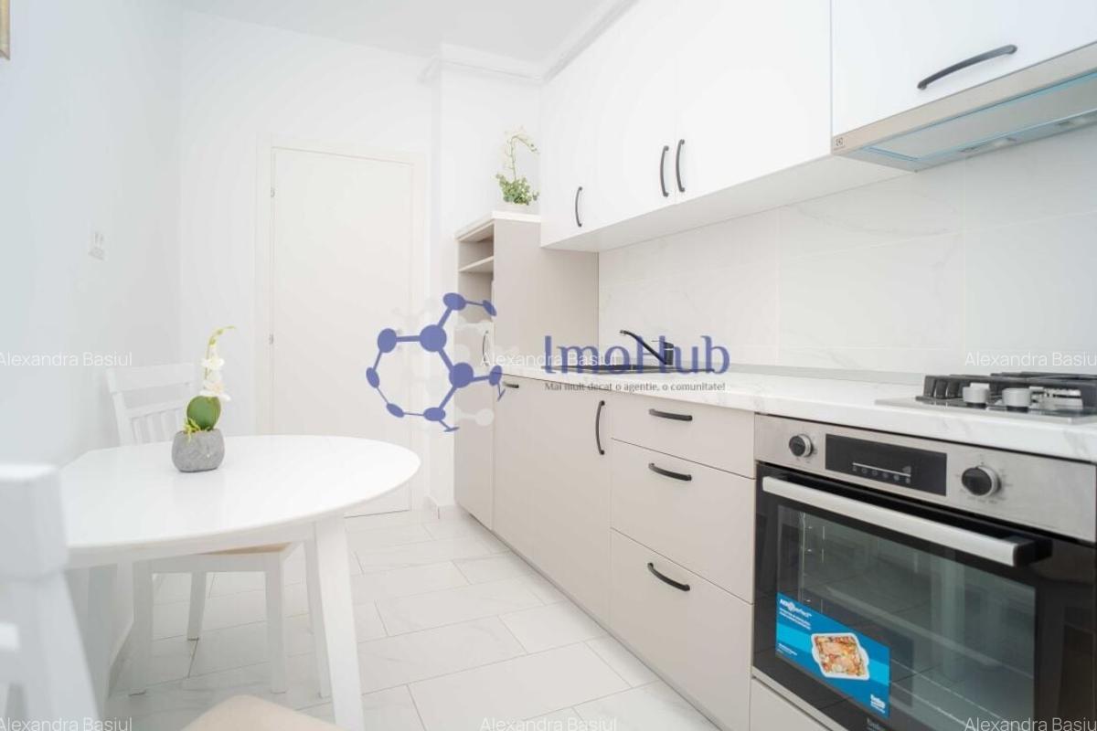 APARTAMENT DE INCHIRIAT CU LOC DE PARCARE, UNIREA TOWERS - 1