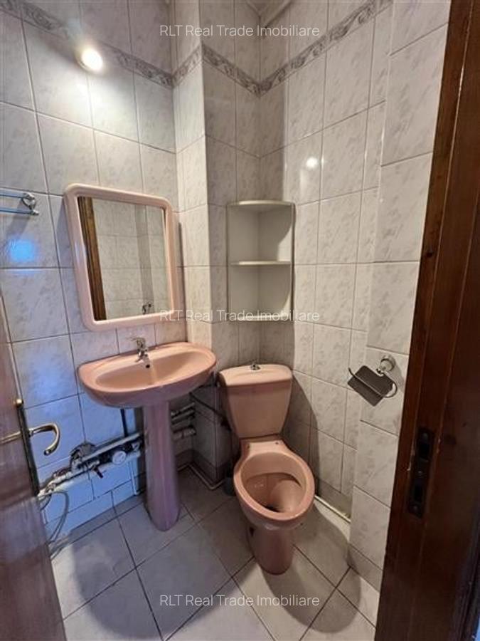 Apartament 3 camere, 2 bai , intrare Racadau - 16