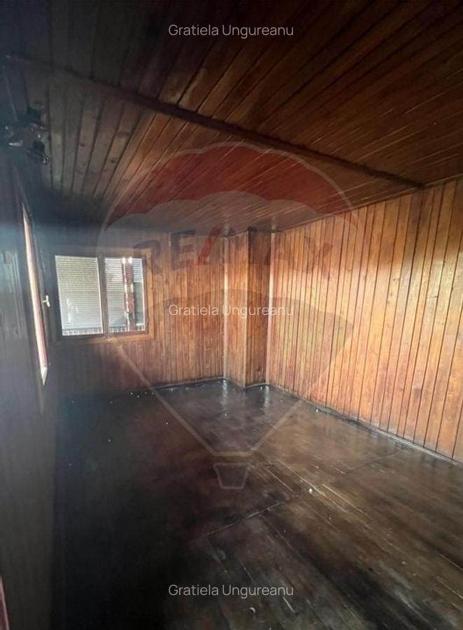 Casa individuala cu 8 camere de vanzare in Targoviste Preot Goglea - 10