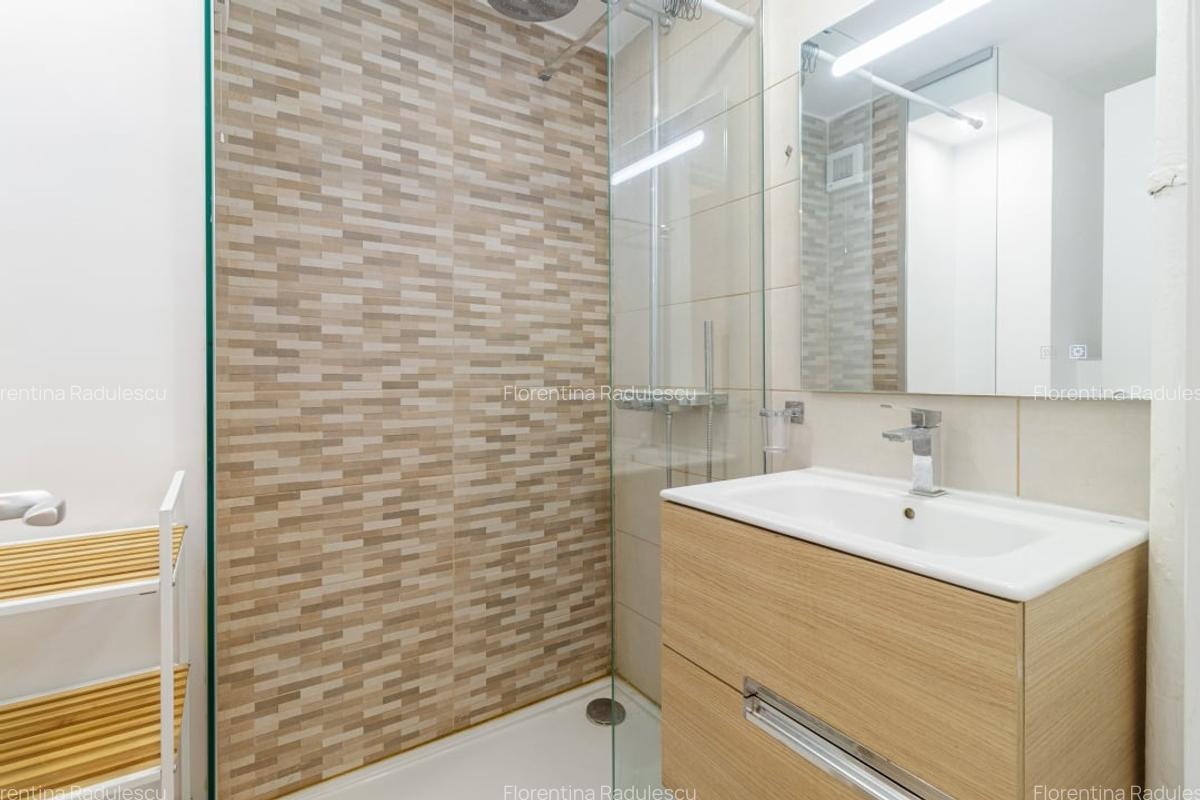 Apartament renovat complet, cu vedere spre ASE | Pta. Romana - 5