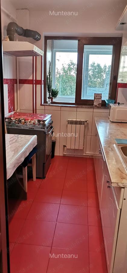 Inchiriez apartament 2 - 3