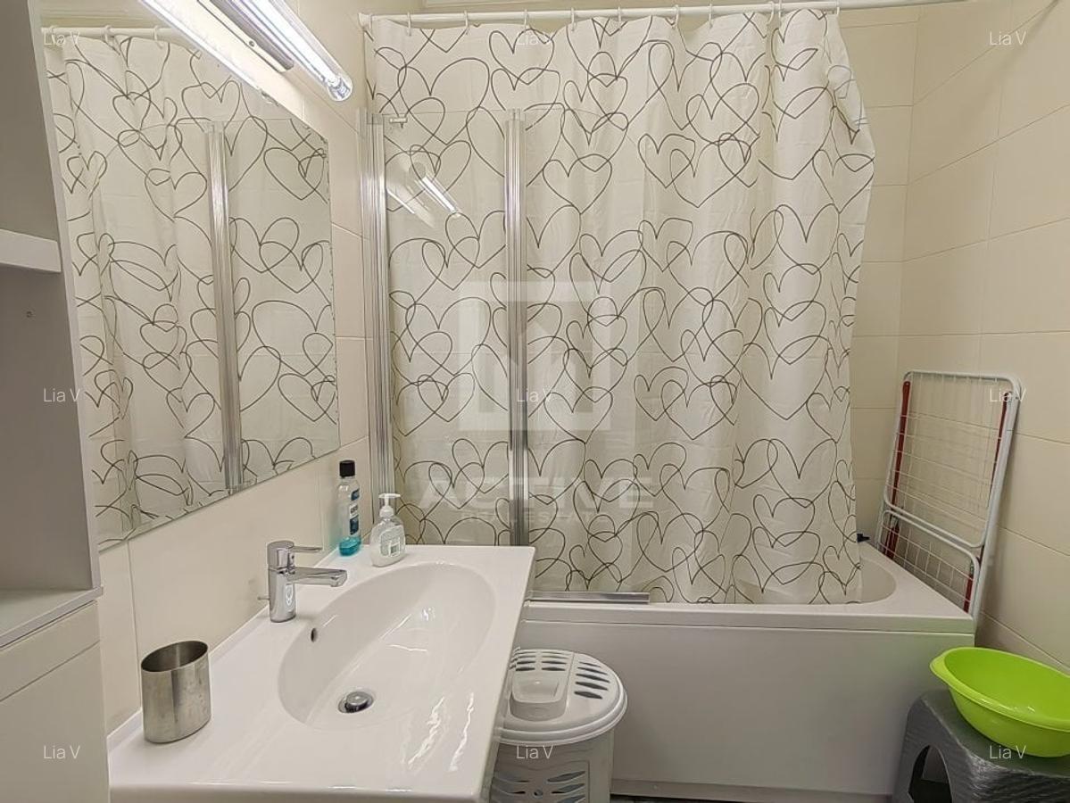 Apartament cu 2 camere - zona Platinia - 11