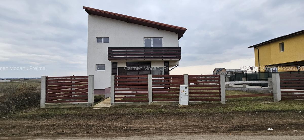 Casa individuala,finalizata,str.Primaverii.Pret imbatabil ! Mutare imediata ! - 1