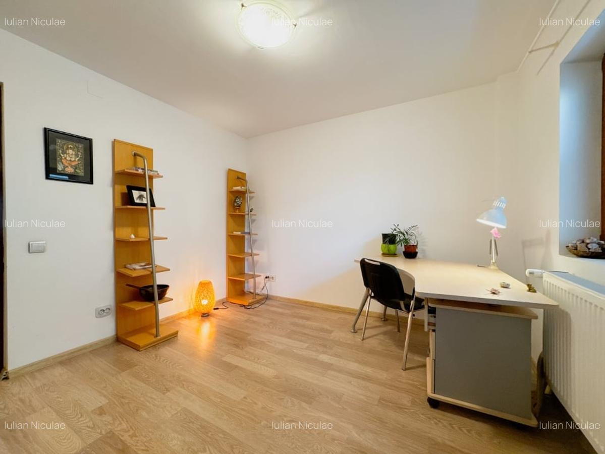 Apartament  3 camere, 2 bai, bloc  1995, eficient energetic, zona Vitan Mall - 12 Apartament  3 camere, 2 bai, bloc  1995, eficient energetic, zona Vitan Mall - 12