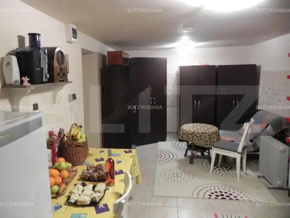 Casa de vanzare, cu 4 camere, 170mp, zona Garbau (Cornesti) - 10
