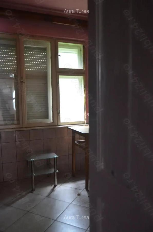 Bran-Casa de locuit cu 3 camere si teren - 5