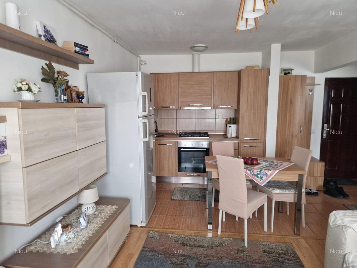 Agenție imobiliară vindem apartament cu două camere în Năvodari - 4