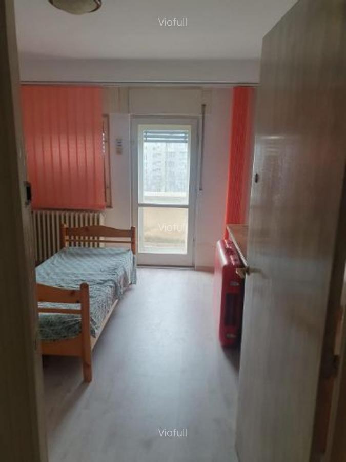 Uirii Fantani  Centru Civic Casa Poporului - 4