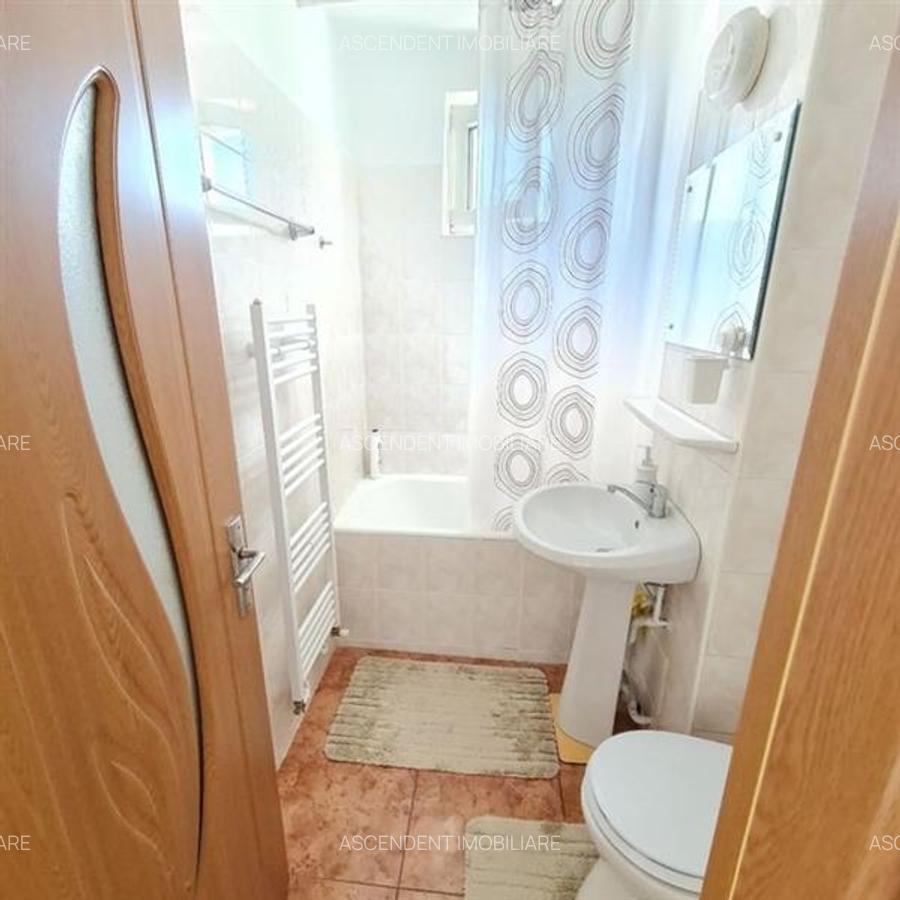 Decomandat cu incatatoare vedere, Vlahuta, Brasov - 6