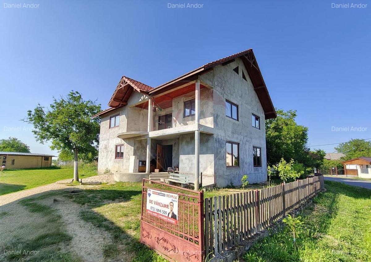 Casa de vanzare P+E cu 0% comision | 200 mp utili - 4