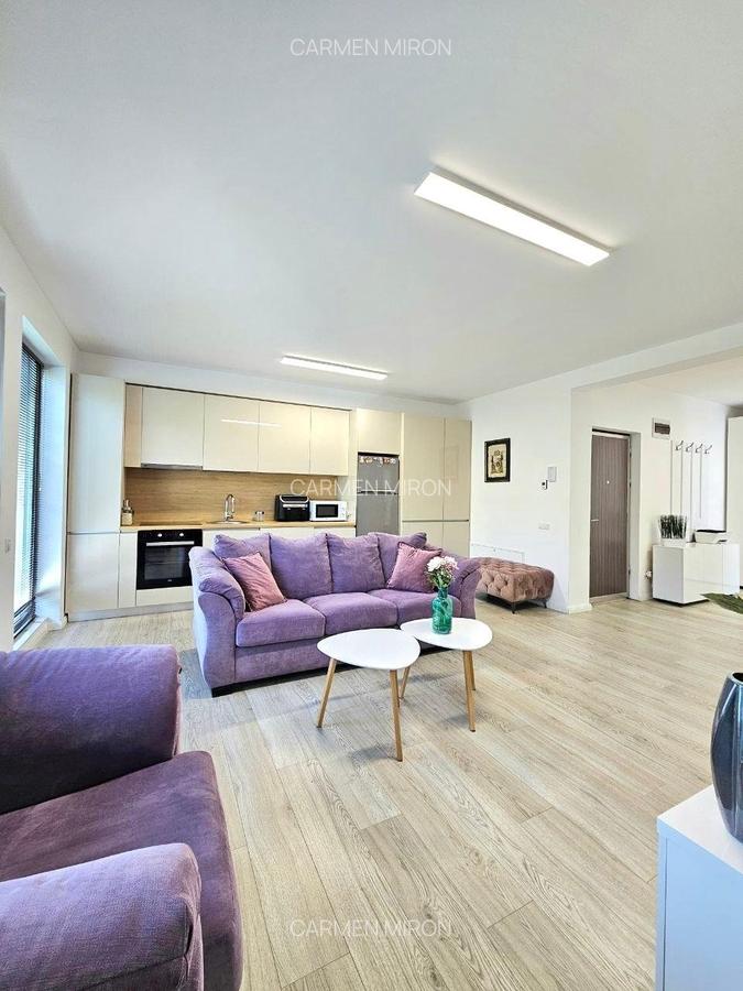 Apartament cu 3 camere semidecomandat, mobilat în Zorilor - 1
