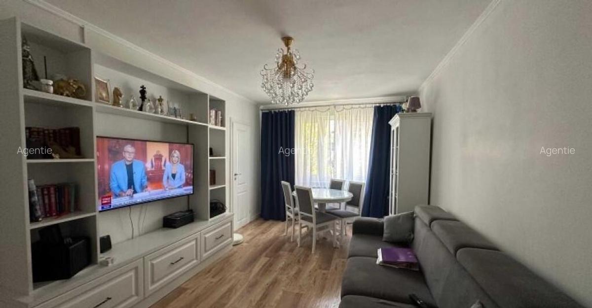 Apartament 3 camere Dristor - 1