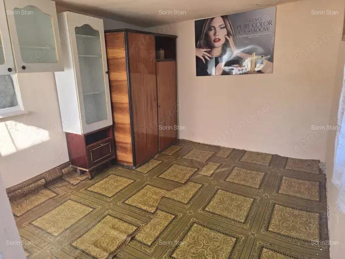 Casa de vanzare in Dumbrava Bacau cu 1100 mp - 10