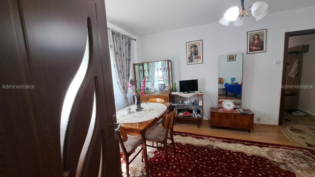 Doua camere etajul 1, Km 4-5 - 3