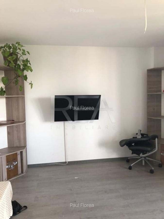 Apartament cu 3 camere la 400 de metri de statia de metrou 1 Decembrie 1918 - 1