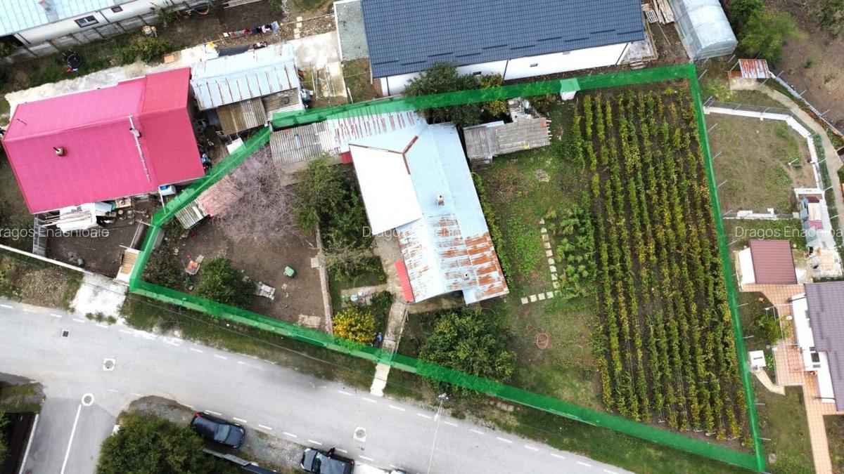 Teren de vanzare 1000mp in Stefanestii de Jos, la sosea si cu utilitati - 2